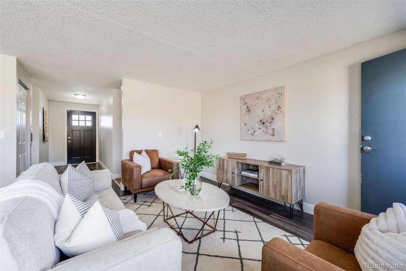 8625 Alta Vista Dr, Arvada, CO 80004