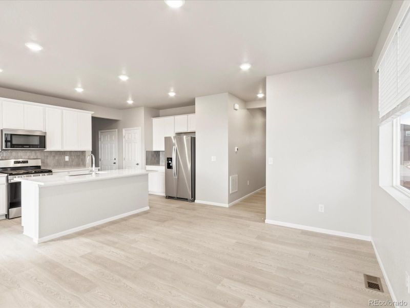 618 97th Ave, Greeley, CO 80631