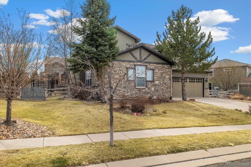 16330 Avalanche Rn, Broomfield, CO 80023