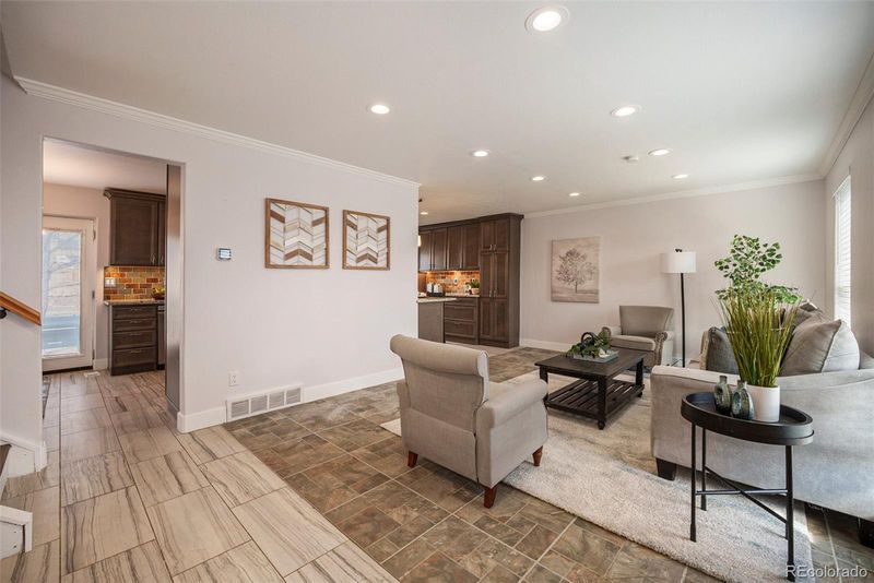 11073 Newland St, Westminster, CO 80020