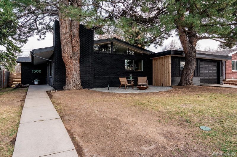1560 S Forest St, Denver, CO 80222