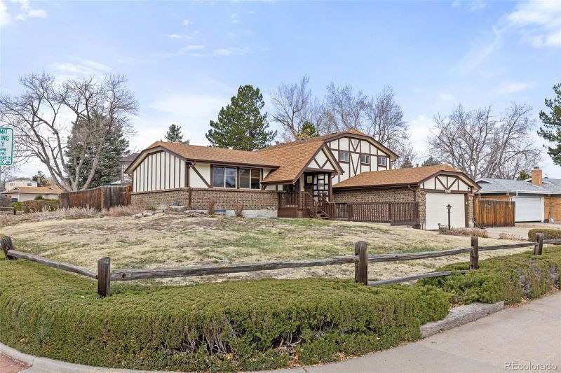 8249 Zephyr St, Arvada, CO 80005