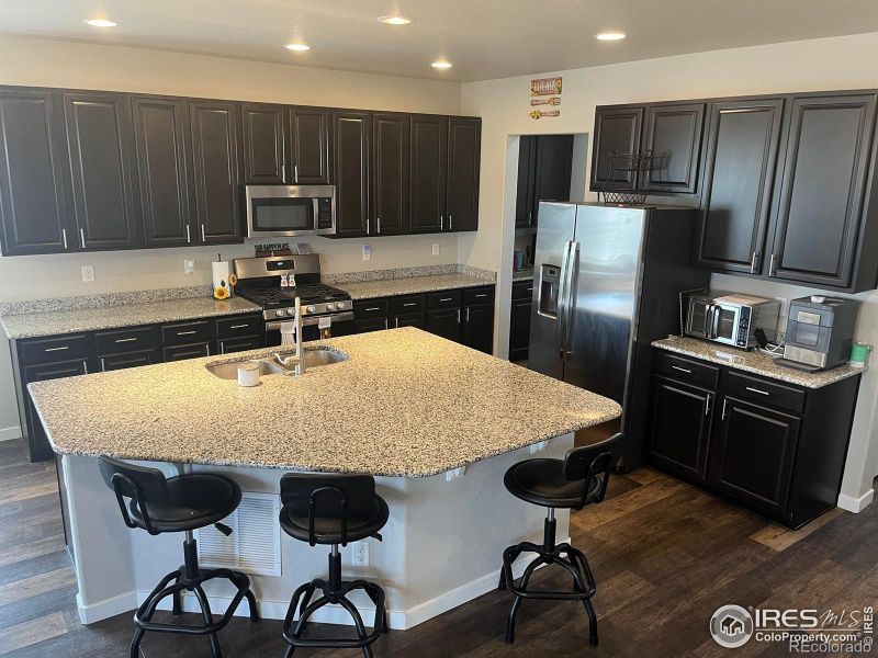 2065 Covered Bridge Pw, Windsor, CO 80550