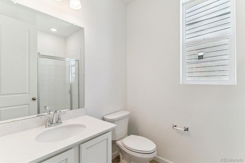 449 S Salida St, Aurora, CO 80017