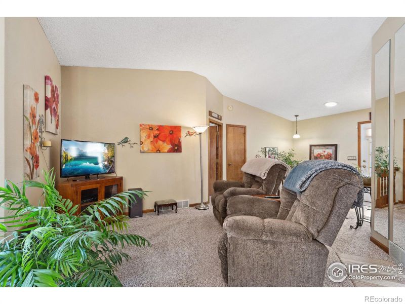 4622 W 1st St Rd, Greeley, CO 80634