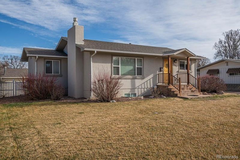 3231 Vail Ave, Pueblo, CO 81005