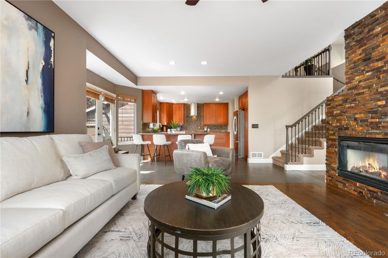 8922 S Tuscany Ln, Highlands Ranch, CO 80130