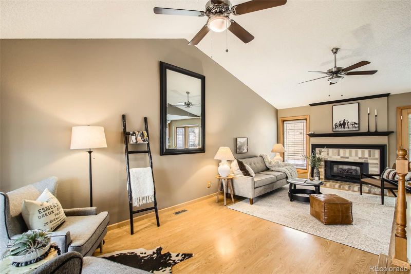 501 Entrada Dr, Golden, CO 80401
