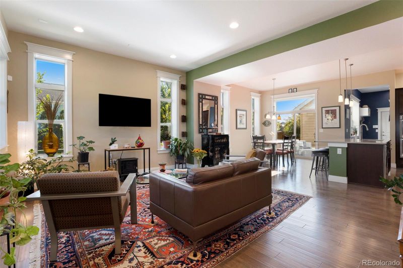 2590 Hanover St, Aurora, CO 80010