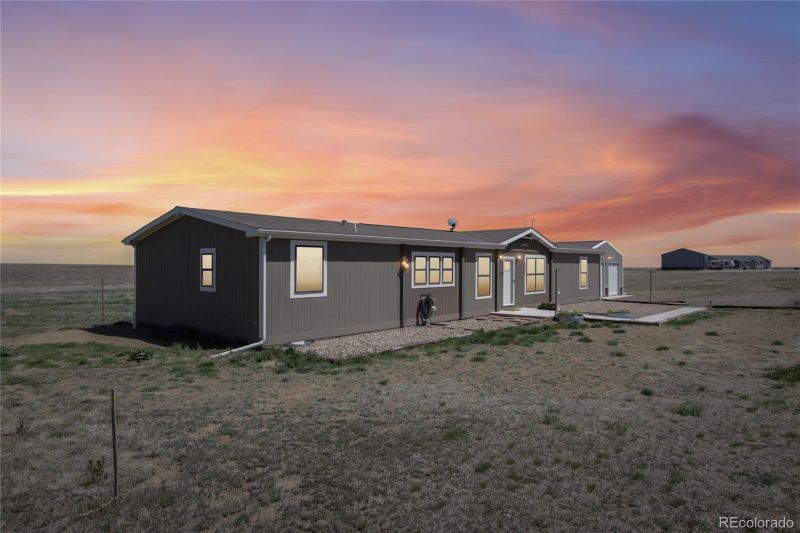 62681 E Hampden Pl, Byers, CO 80103
