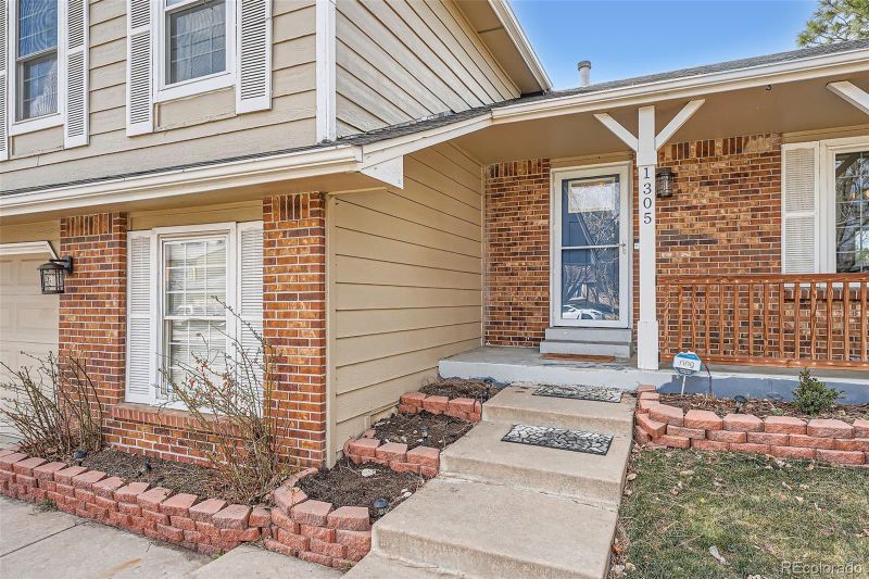 1305 S Joplin St, Aurora, CO 80017