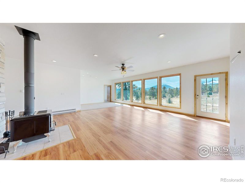 1701 Devils Gulch Rd, Estes Park, CO 80517