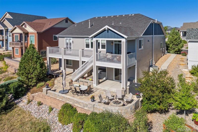 1838 Diamond Head Dr, Castle Rock, CO 80104