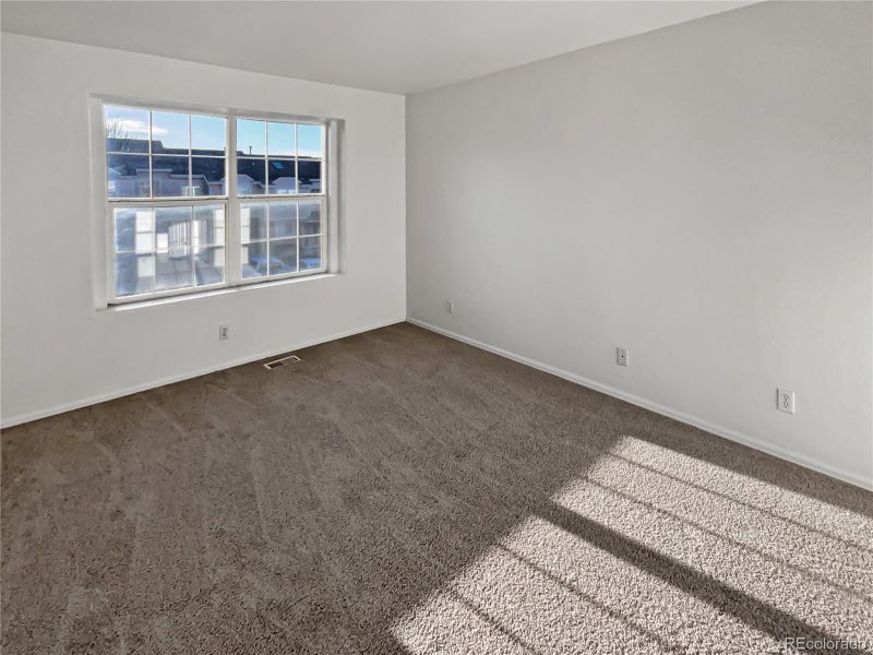 1256 S Zeno Cir #E, Aurora, CO 80017