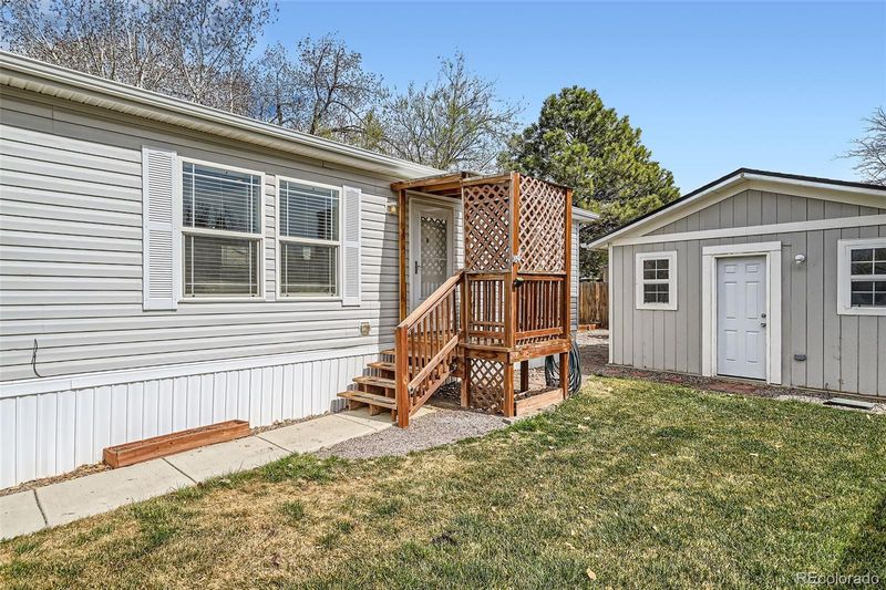 828 Glen Barr St, Dacono, CO 80514