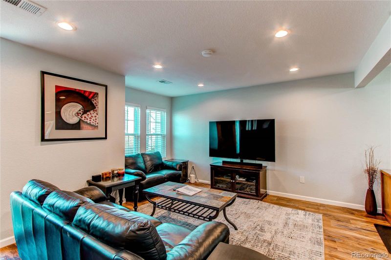 2870 S Ursula St, Aurora, CO 80014