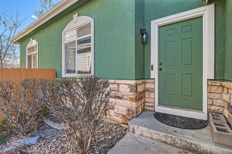 2116 W 101st Cir, Thornton, CO 80260