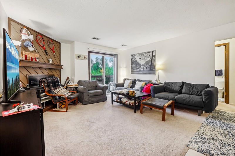 2900 Shadow Creek Dr #201, Boulder, CO 80303