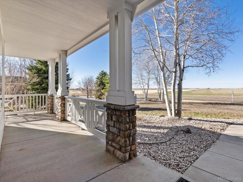49220 W Antelope Dr, Bennett, CO 80102