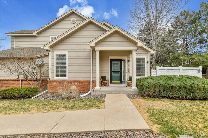 2208 S Tucson Way, Aurora, CO 80014