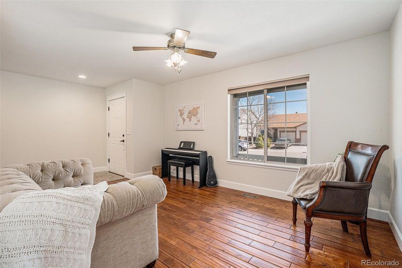 9855 Chatswood Trl, Highlands Ranch, CO 80126