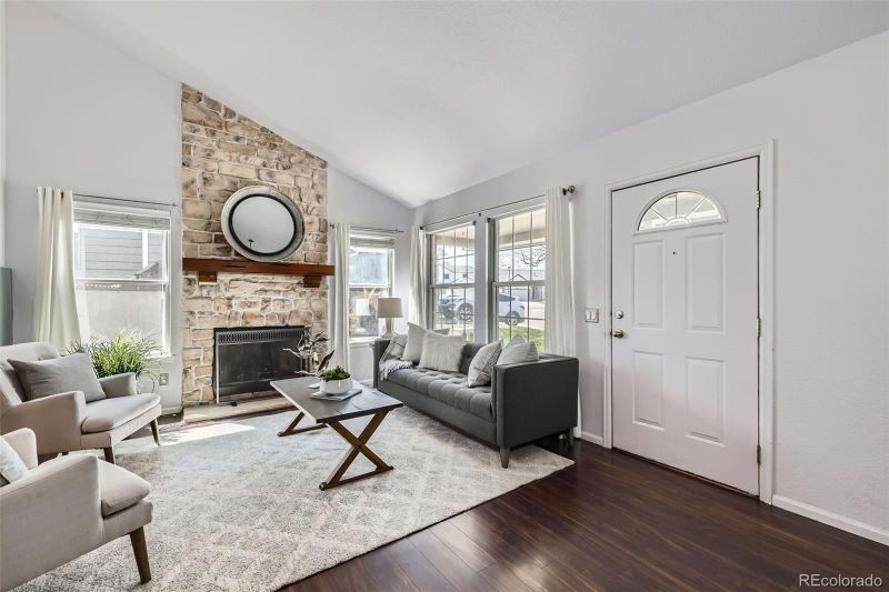 9912 Foxhill Cir, Highlands Ranch, CO 80129
