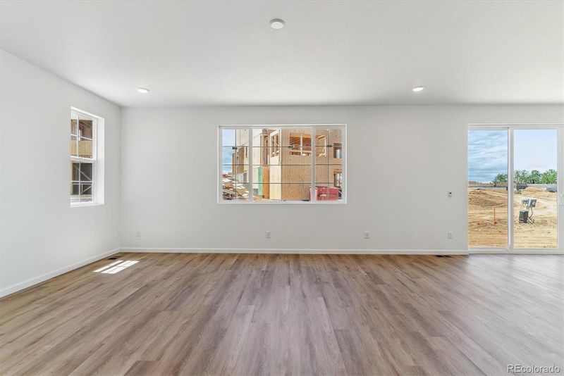 459 S Salida St, Aurora, CO 80017