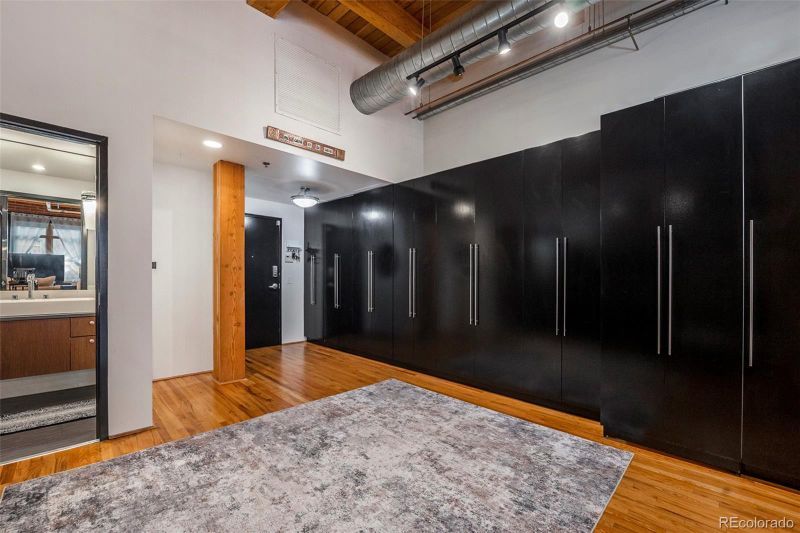 2955 Inca St #2L, Denver, CO 80202
