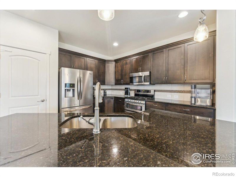 403 S Maple Ave, Eaton, CO 80615