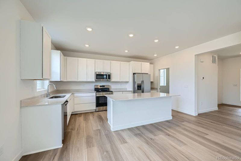 5553 Inland Ave, Firestone, CO 80504