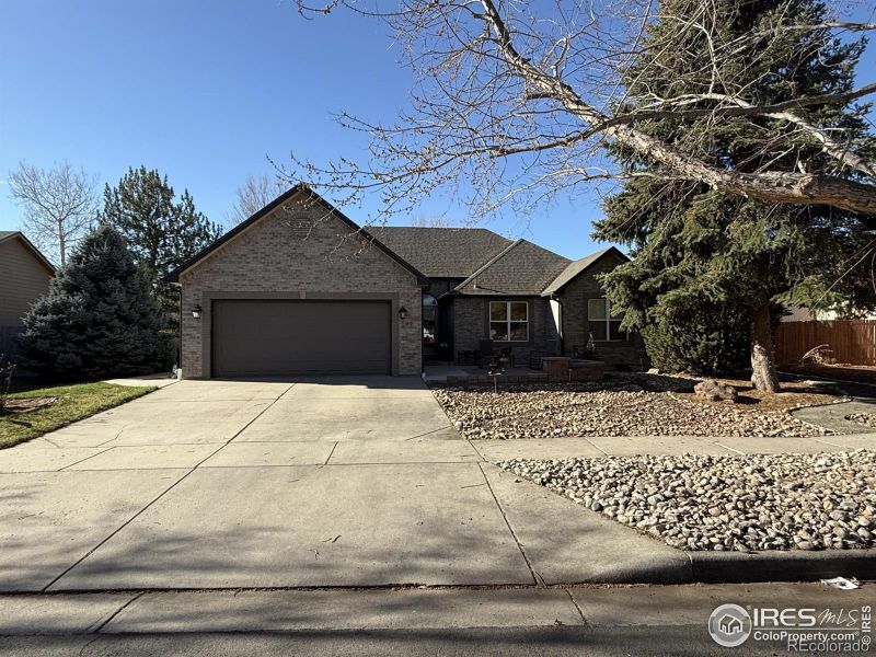 207 Sioux Dr, Berthoud, CO 80513