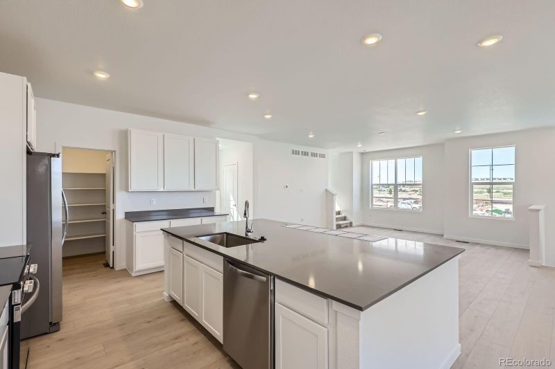 6757 E 149th Ave, Thornton, CO 80602