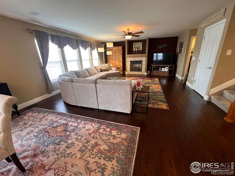 1933 Bowsprit Dr, Fort Collins, CO 80524