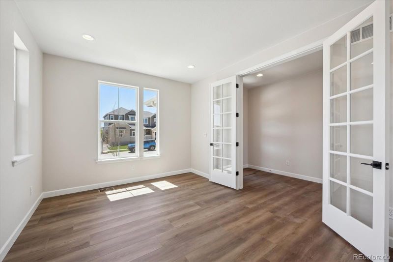 5583 Riverbend Ave, Firestone, CO 80504
