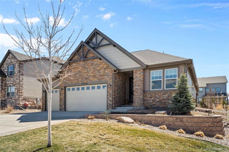 27234 E Quarto Ave, Aurora, CO 80016