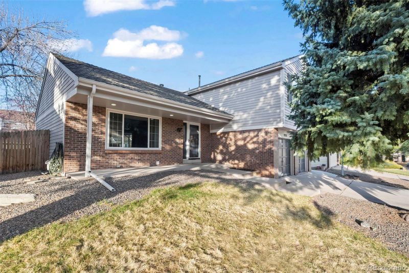 9115 W Progress Pl, Littleton, CO 80123