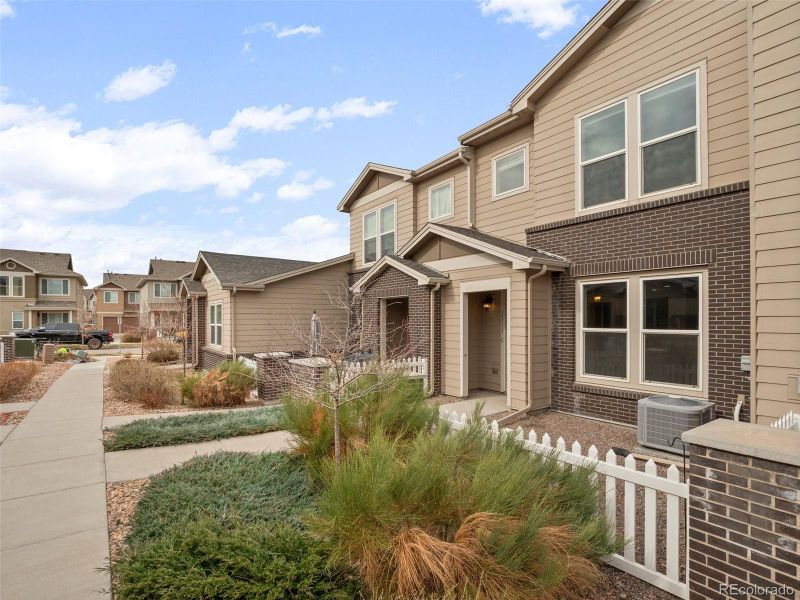 15511 W 64th Pl #C, Arvada, CO 80007