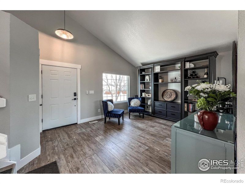 692 Mathews Cir, Erie, CO 80516