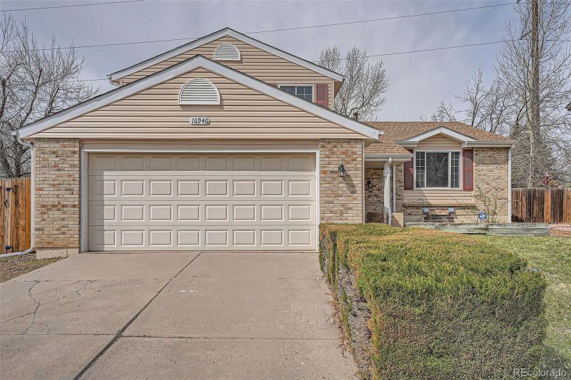 16946 E Progress Cir, Centennial, CO 80015