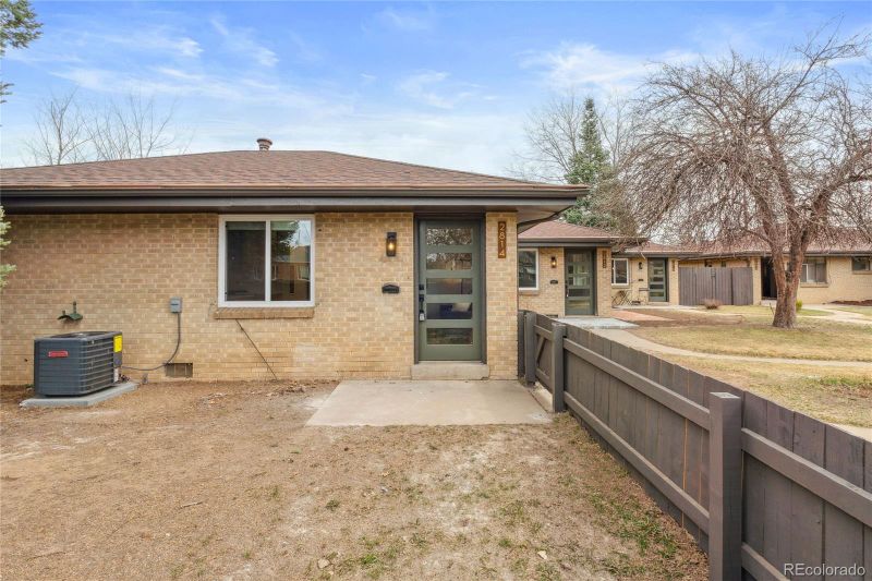 2800 N Harrison St, Denver, CO 80205
