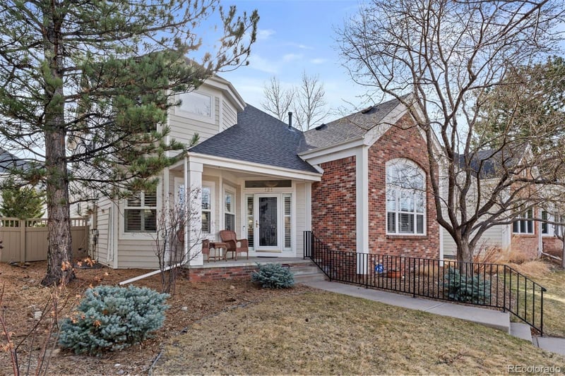 1011 S Valentia St #121, Denver, CO 80247
