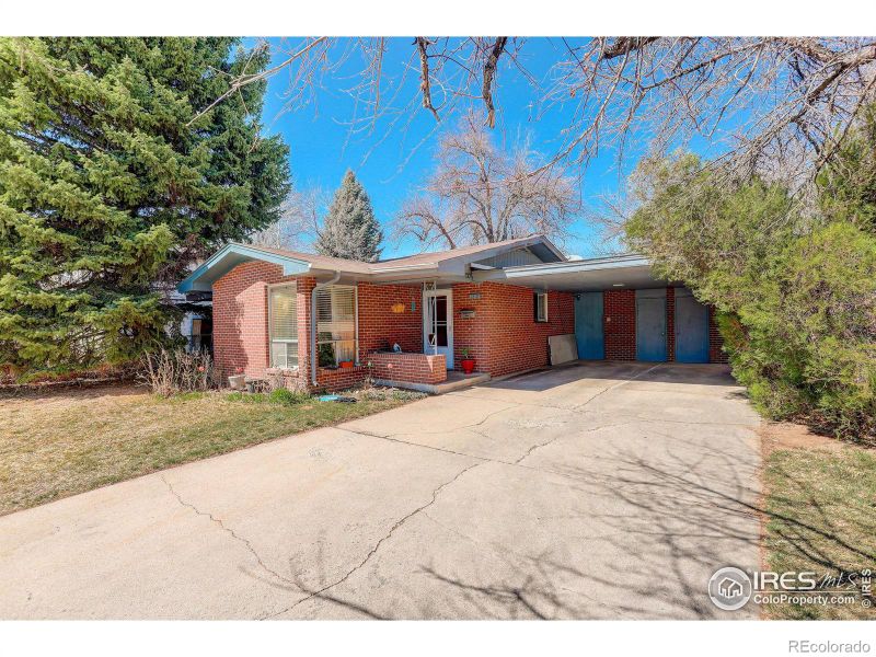 1212 Springfield Dr, Fort Collins, CO 80521