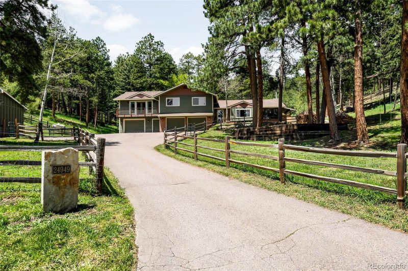 24949 N Mountain Park Dr, Evergreen, CO 80439