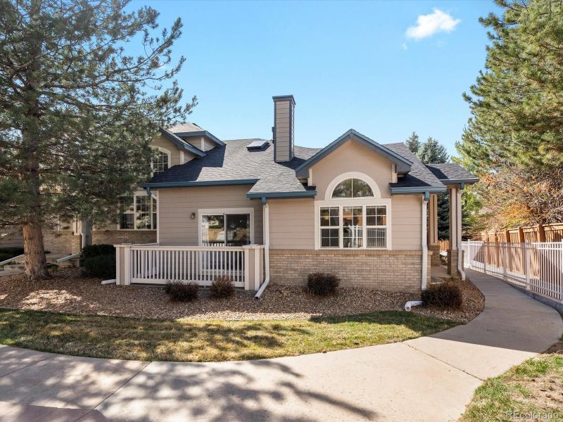 2958 S Walden Way, Aurora, CO 80013