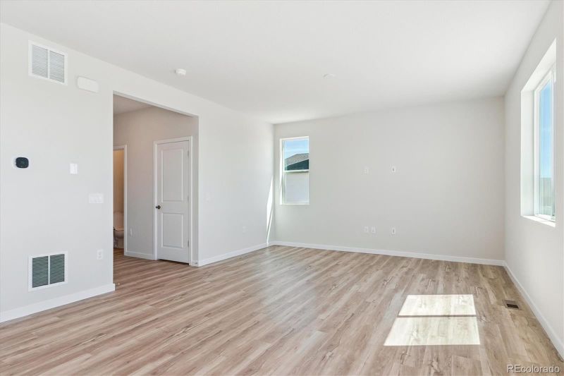 4294 Gozzer Ranch Dr, Elizabeth, CO 80107