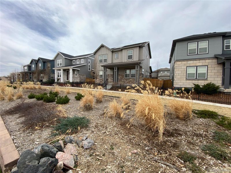 9010 W 100th Way, Broomfield, CO 80021
