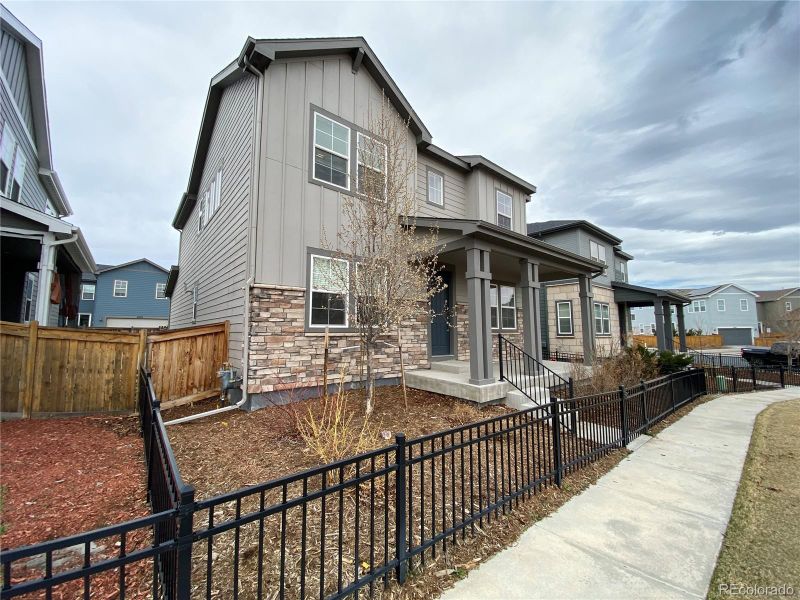 9010 W 100th Way, Broomfield, CO 80021