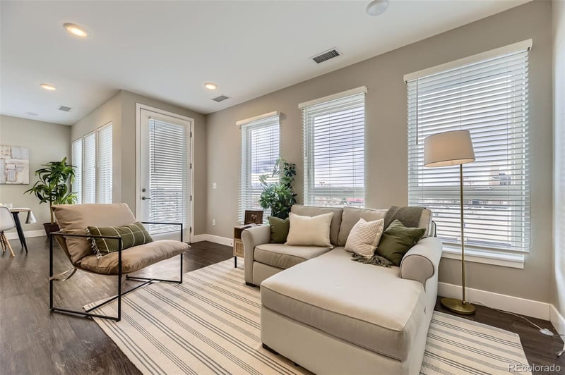 2374 S University Blvd #402, Denver, CO 80210