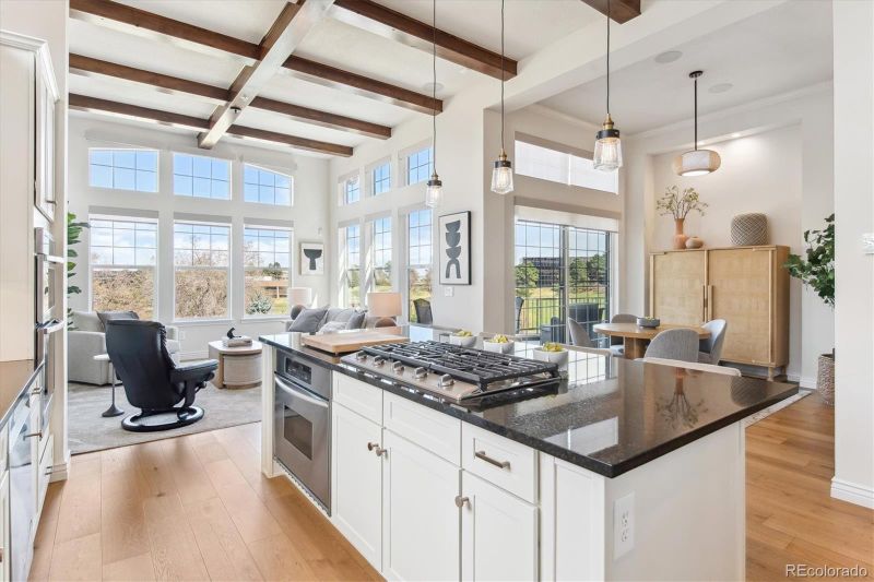 7850 Vallagio Ln, Englewood, CO 80112