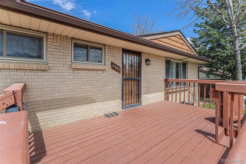 4395 E Arapahoe Pl, Centennial, CO 80122